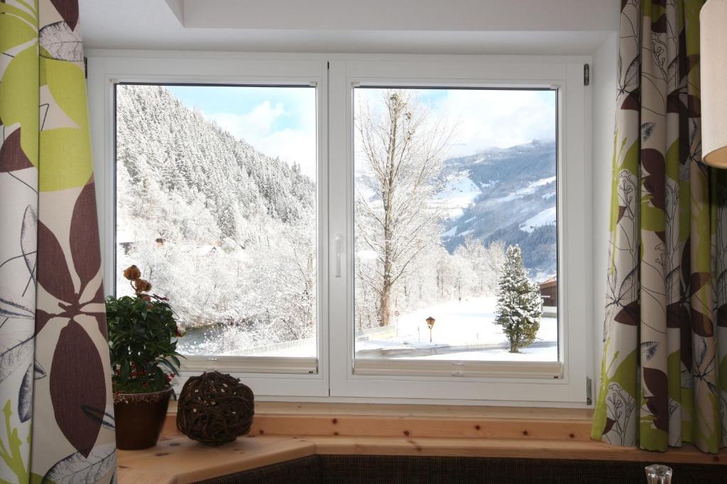 Appartements Alpenkristall ツェル・アム・ツィラー 部屋 写真