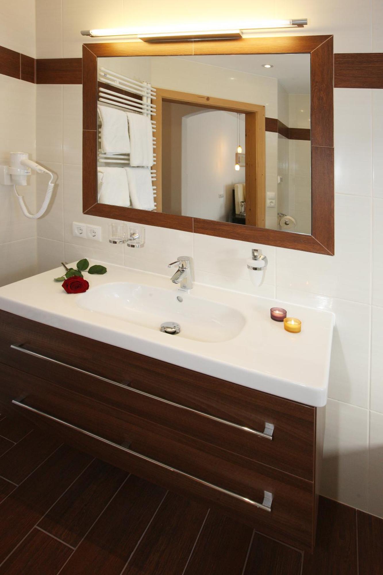Appartements Alpenkristall ツェル・アム・ツィラー エクステリア 写真