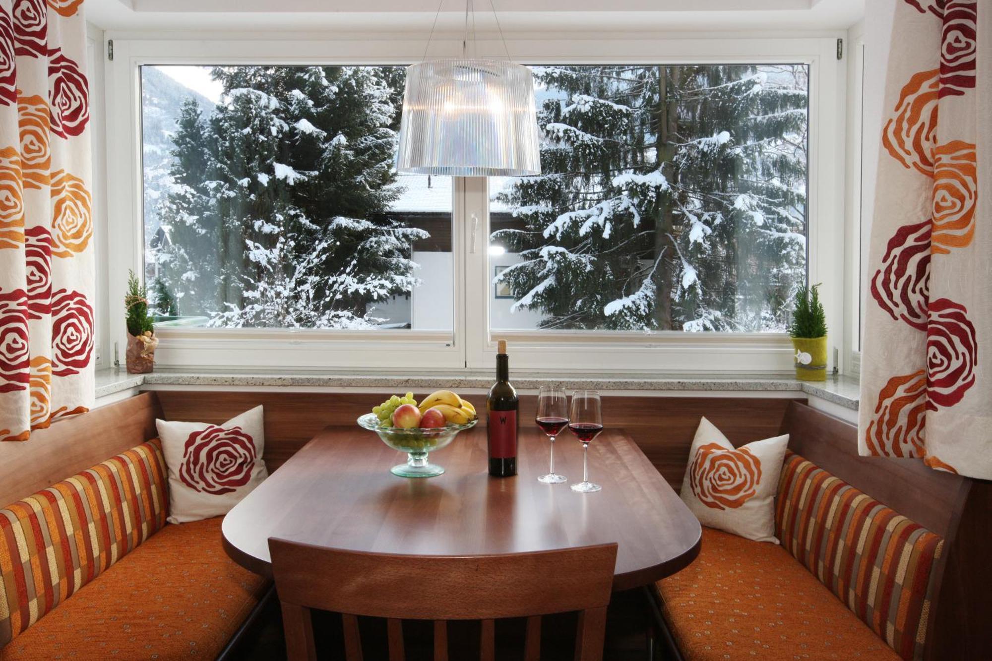 Appartements Alpenkristall ツェル・アム・ツィラー エクステリア 写真
